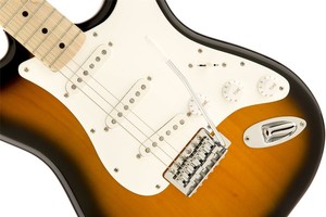  Squier Affinity Stratocaster Akçaağaç Klavye 2-Color Sunburst Elektro Gitar